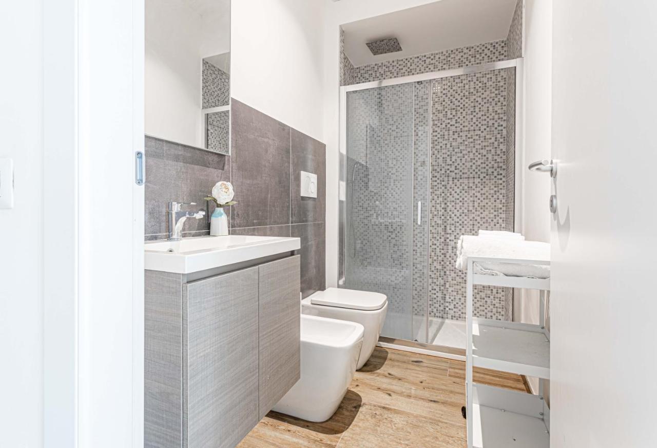 Luxnest I Porta Nuova - Via Pirelli Mailand